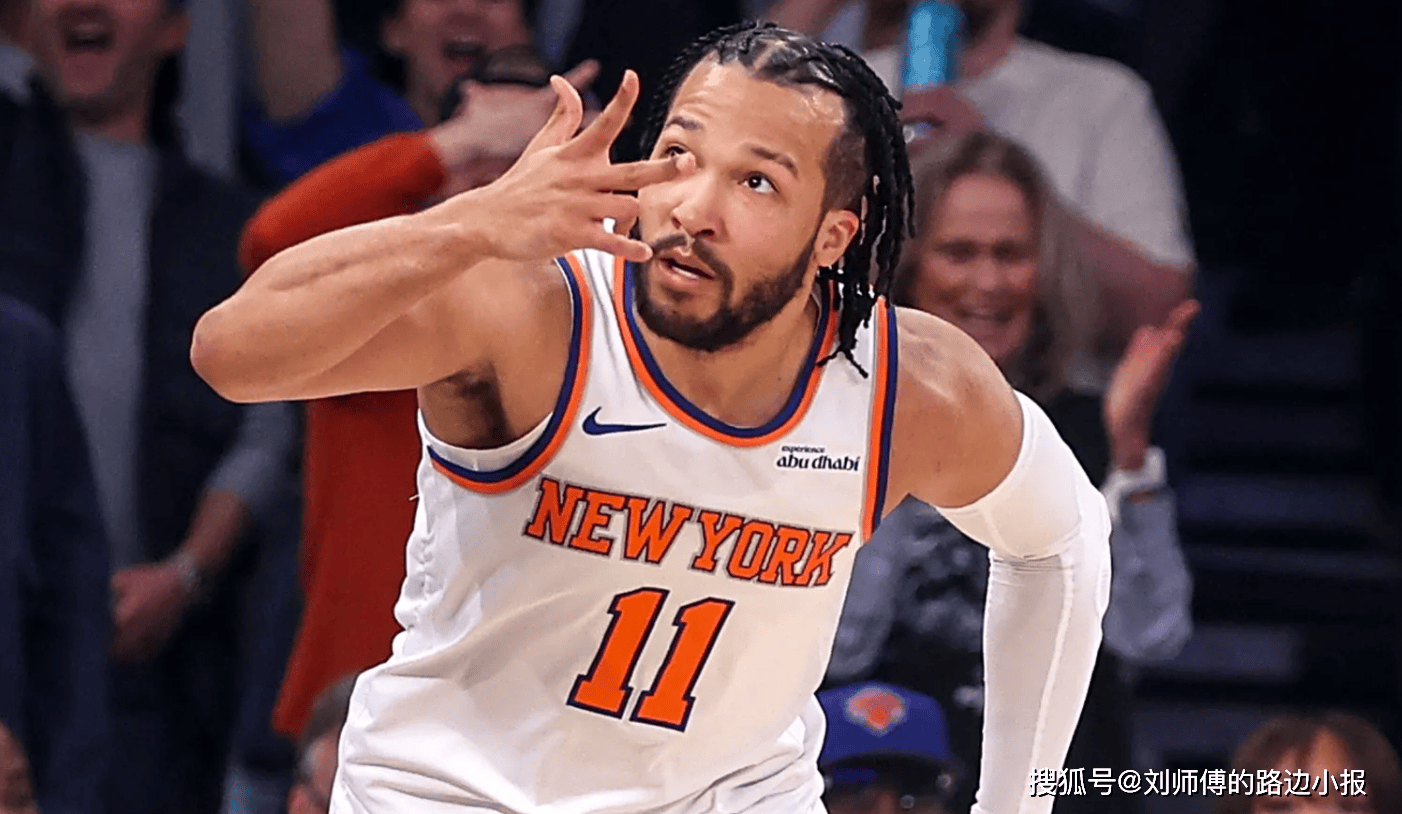 尼克斯队新秀球员在场上大放异彩引发关注